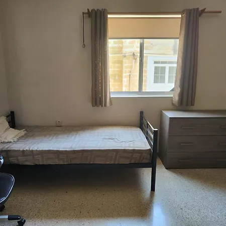 Shared Homestay Fgura